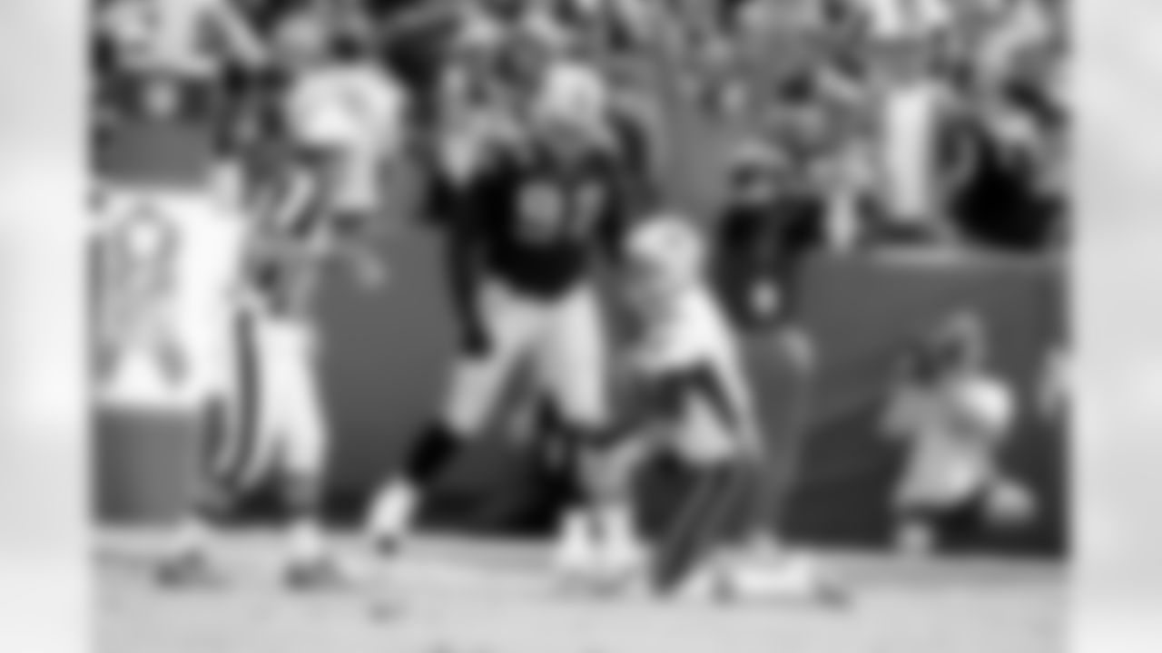 Richard Seymour gets called for a personal foul penalty on Tom Brady