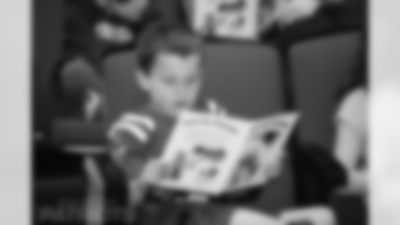 041818-waddle-read_eja074-watermarked.jpg