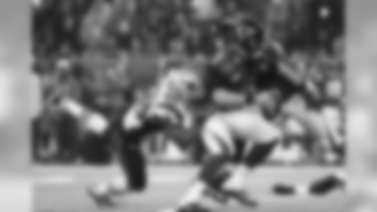 20170205_falcons_silverman0517.jpg