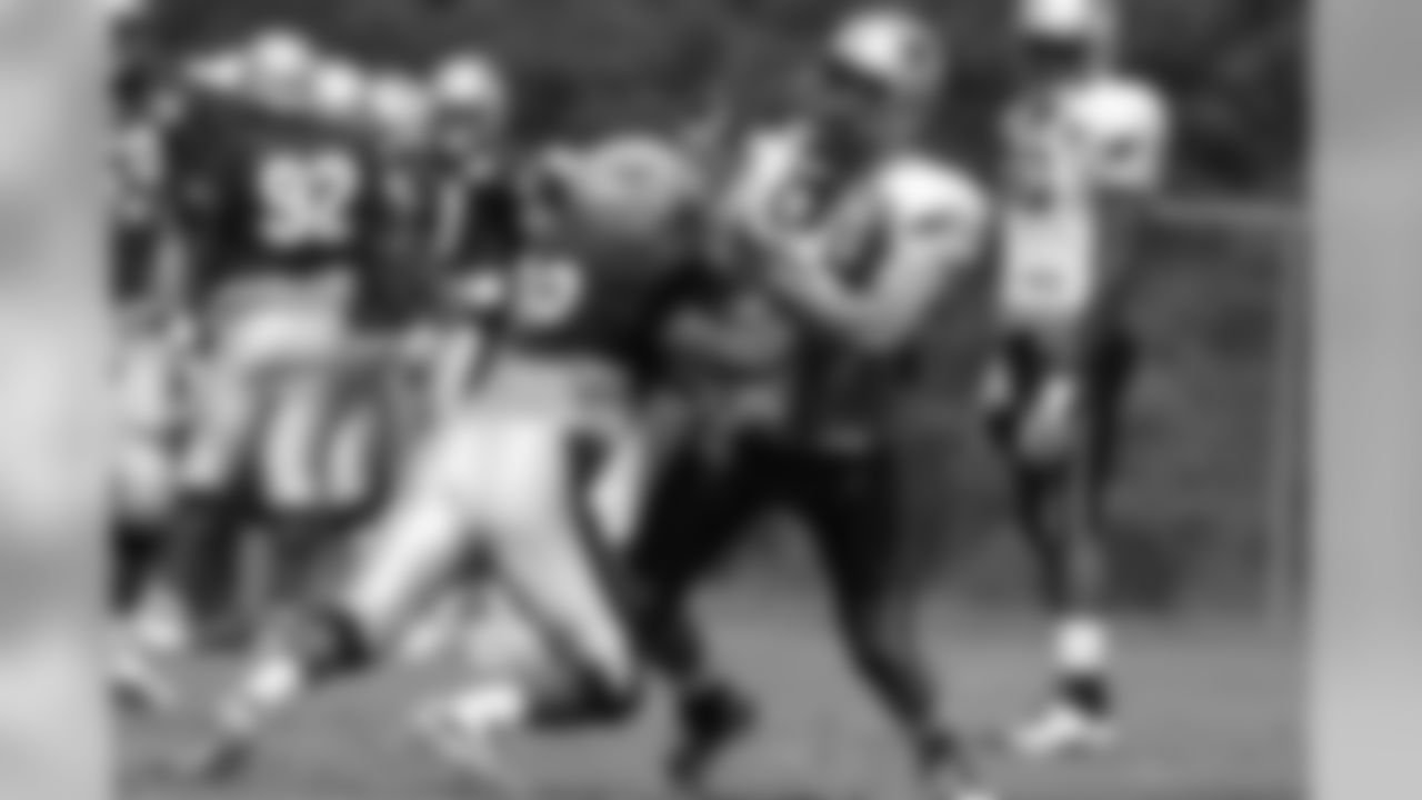 Eric Moore vs. Lee Smith