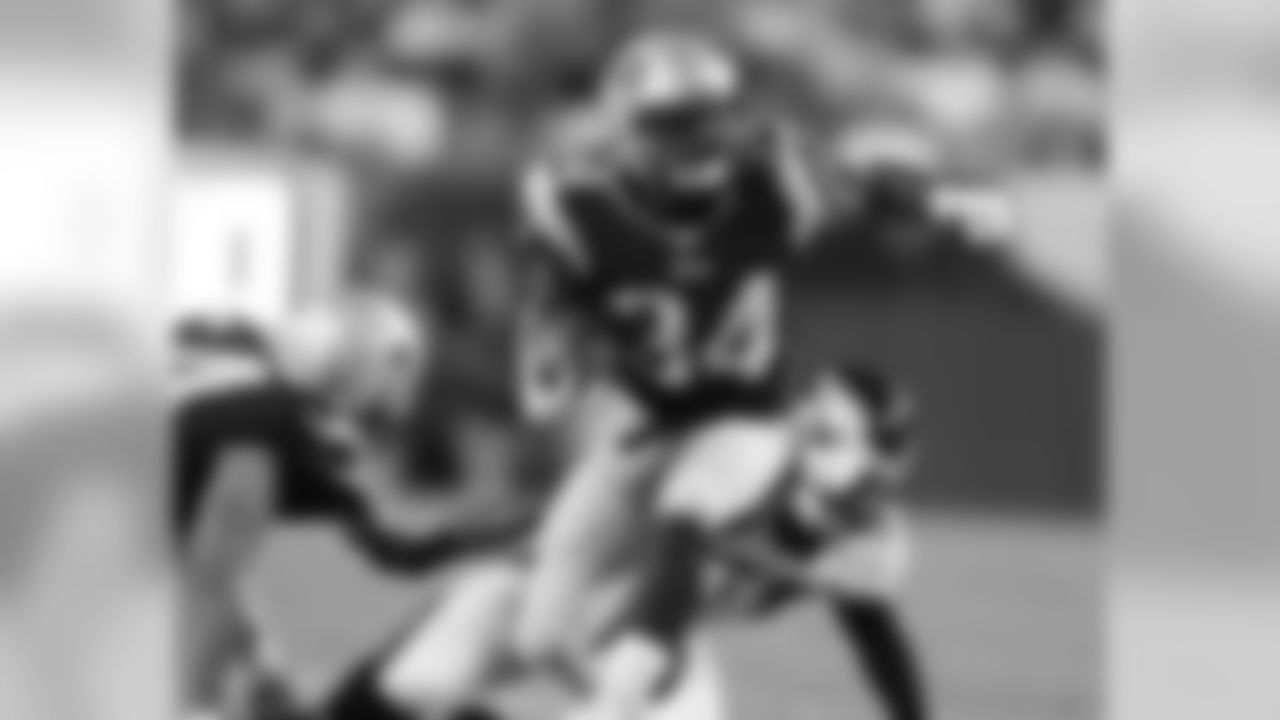 Shane Vereen breaks free