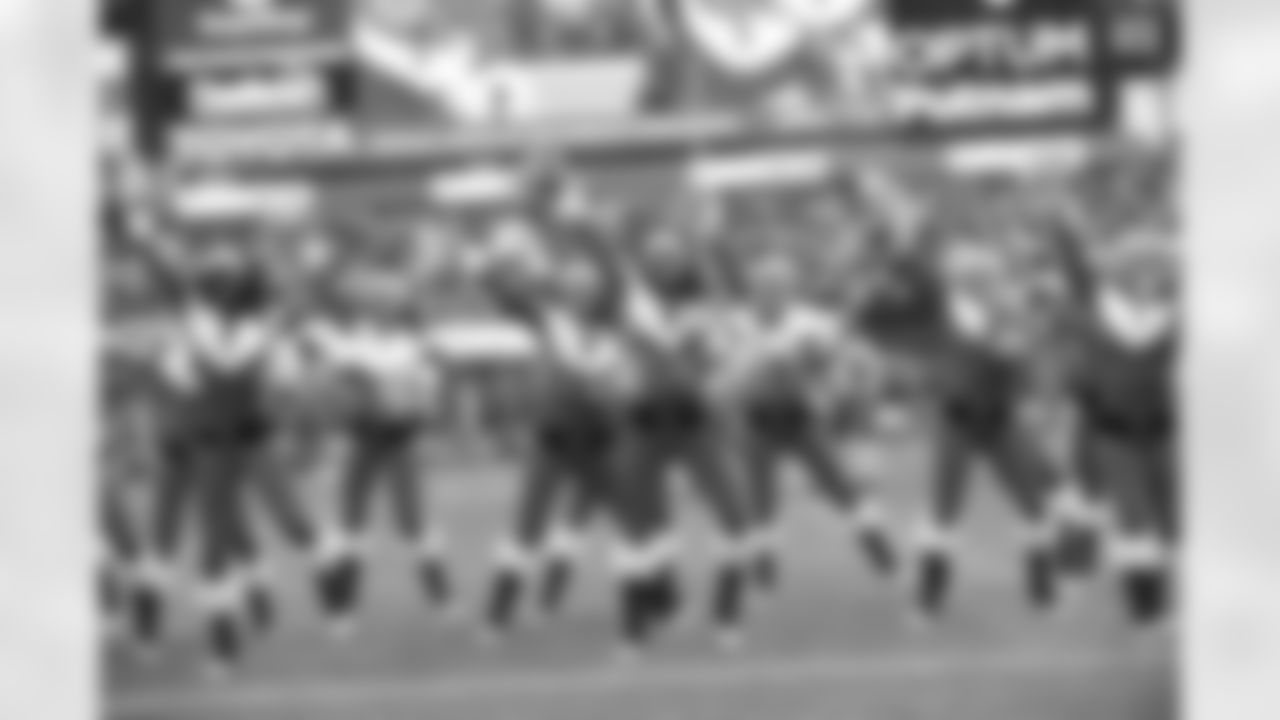 nyj122416cl_kn057-watermarked.jpg