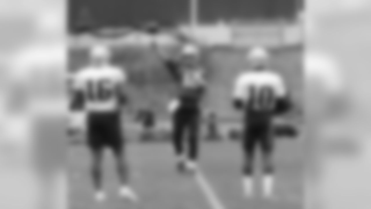 Tom Brady (middle), Bennie Fowler (left) and Corey Coleman
