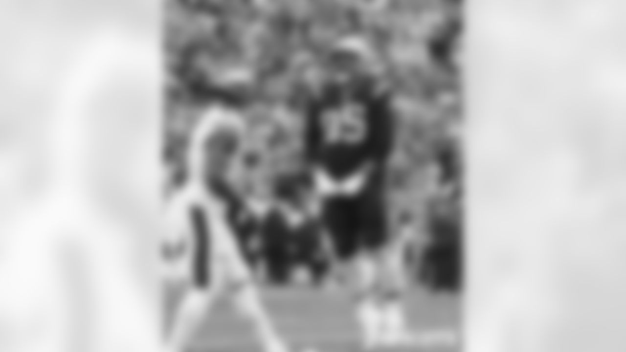 PE-091023_Darian0908-watermarked