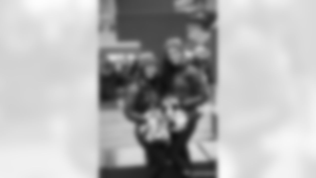 JJ-010222_Masse0695-watermarked