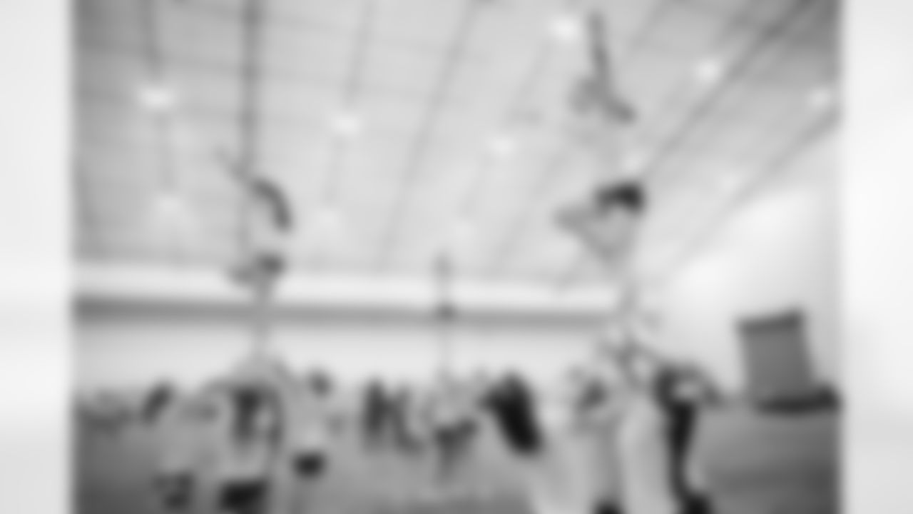 cheer-df_15_bv_cheer-clinic121215-164.jpg