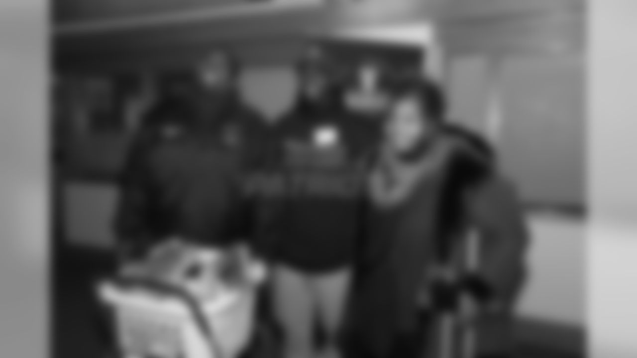 112216turkeybaskets_eja230-watermarked.jpg