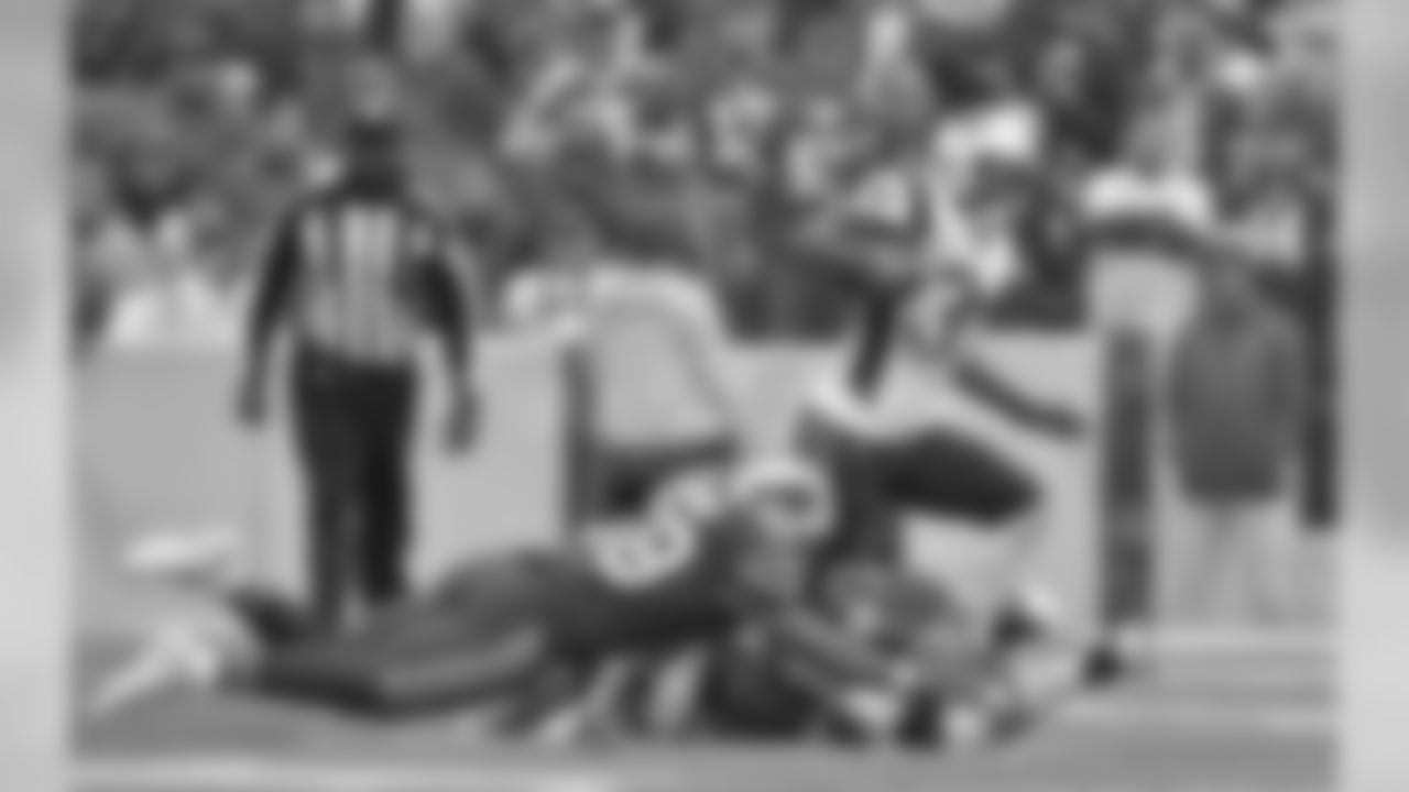 20171203_bills_nordstrom610.jpg