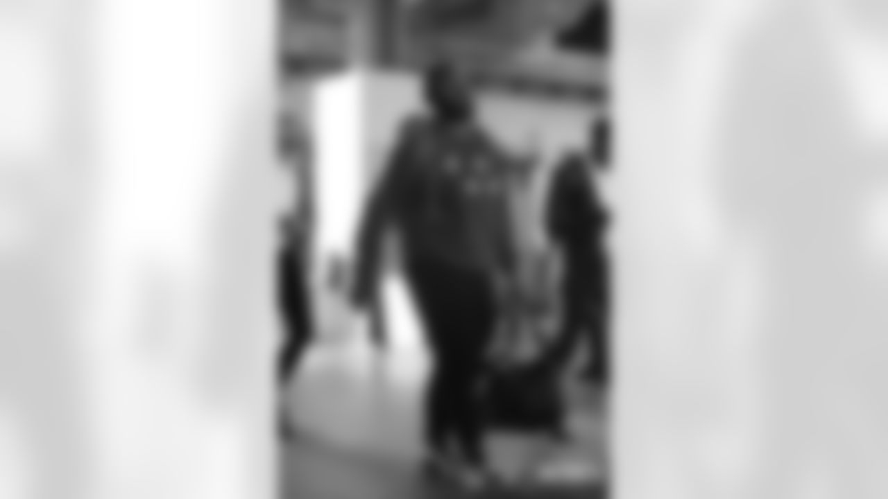 @NYJ112518-Arrivals_EJA111-watermarked
