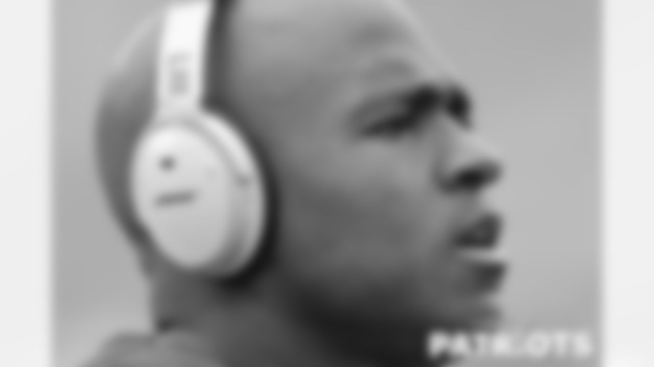 Patriots special teams captain Matthew Slater (18).
