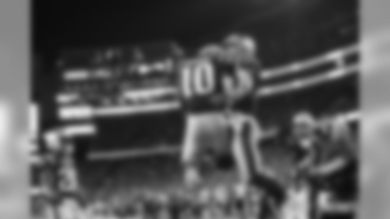 Patriots WRs Josh Gordon and Julian Edelman