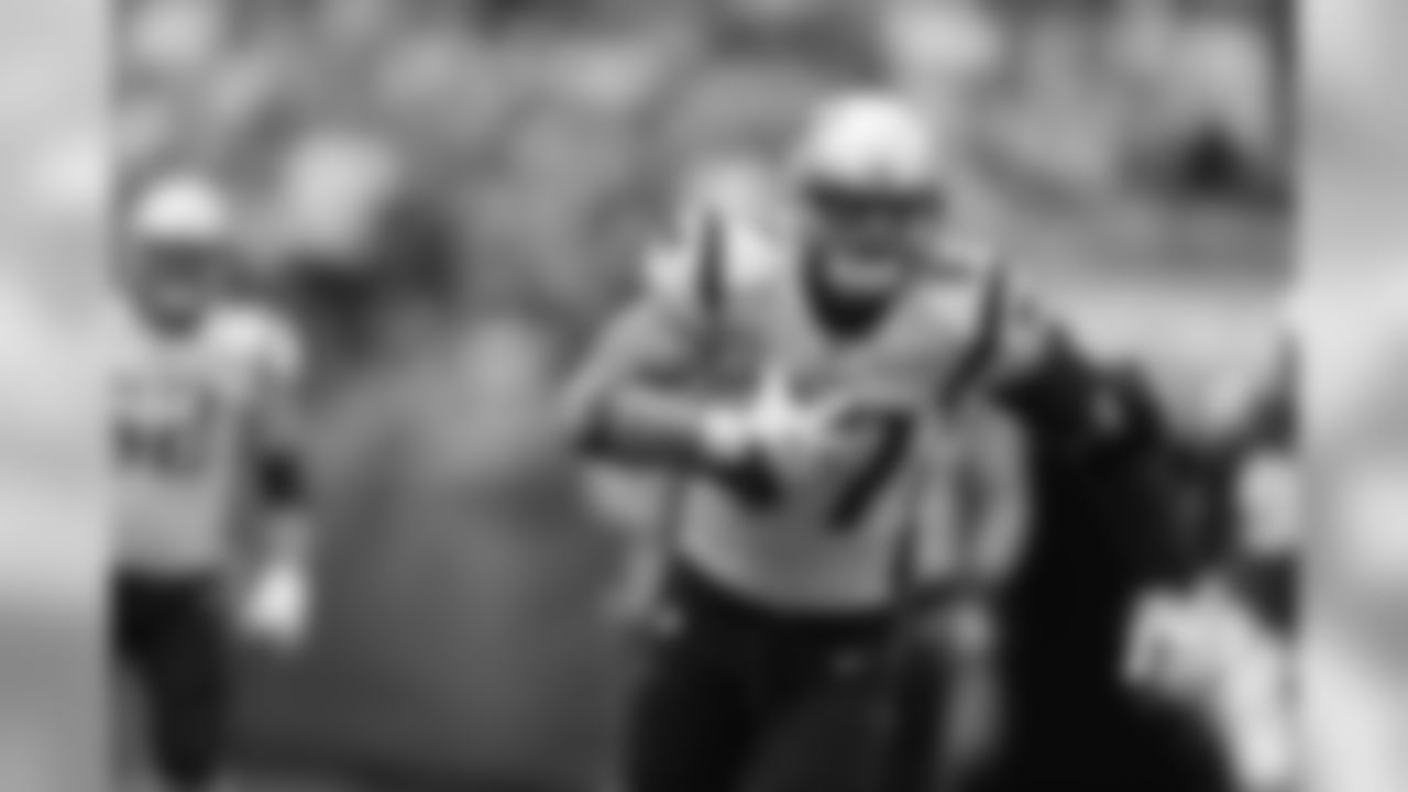20180208_best_of_gronkowskisilverman431.jpg