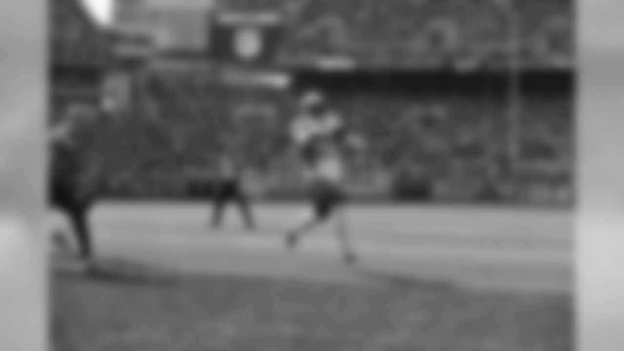 cb100916_kn0256-watermarked.jpg