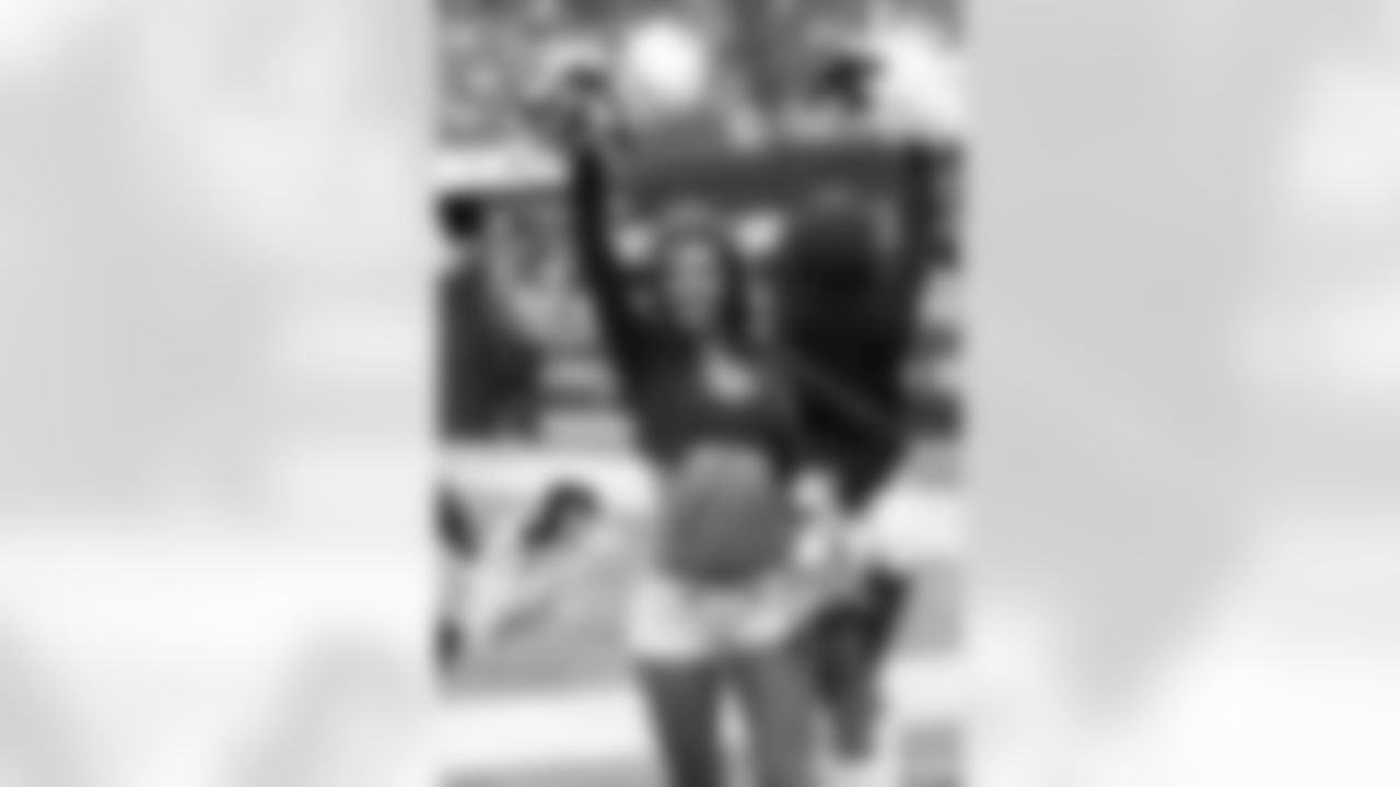 BR-092522_Masse_0062-watermarked