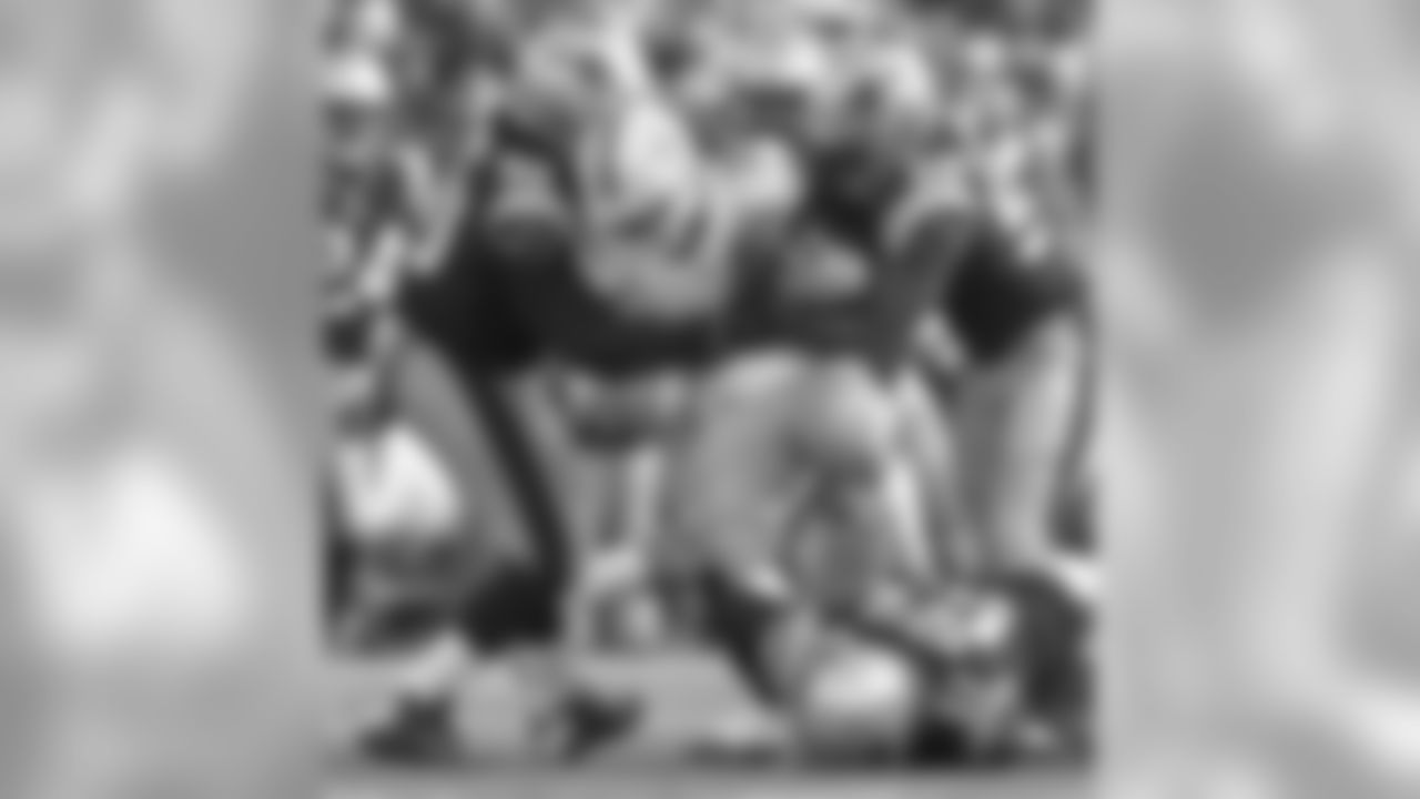 20171126_dolphins_nordstrom499.jpg
