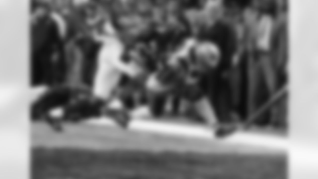 20170205_falcons_silverman0607.jpg
