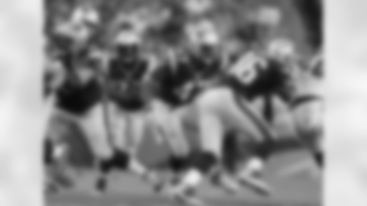 Stevan Ridley drives through the line