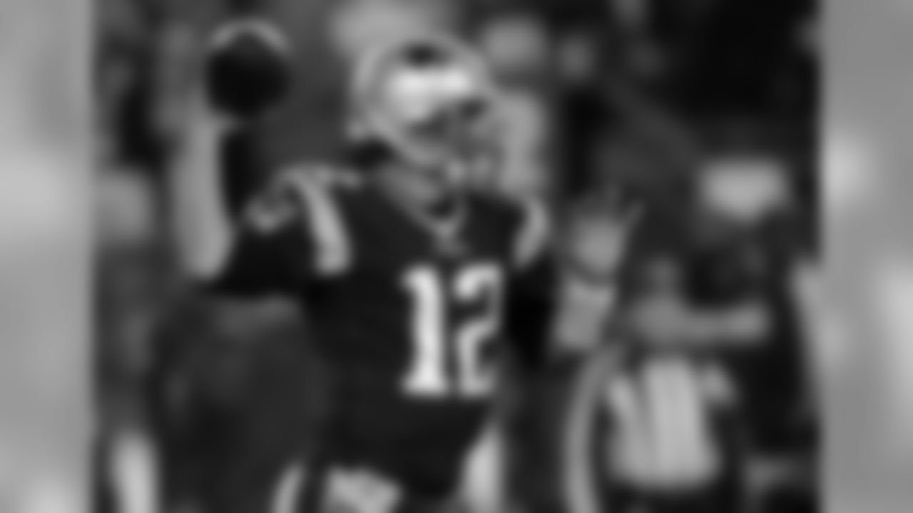 New England Patriots quarterback Tom Brady passes against the Seattle Seahawks during the first half of an NFL football game, Sunday, Nov. 13, 2016, in Foxborough, Mass. (AP Photo/Charles Krupa)