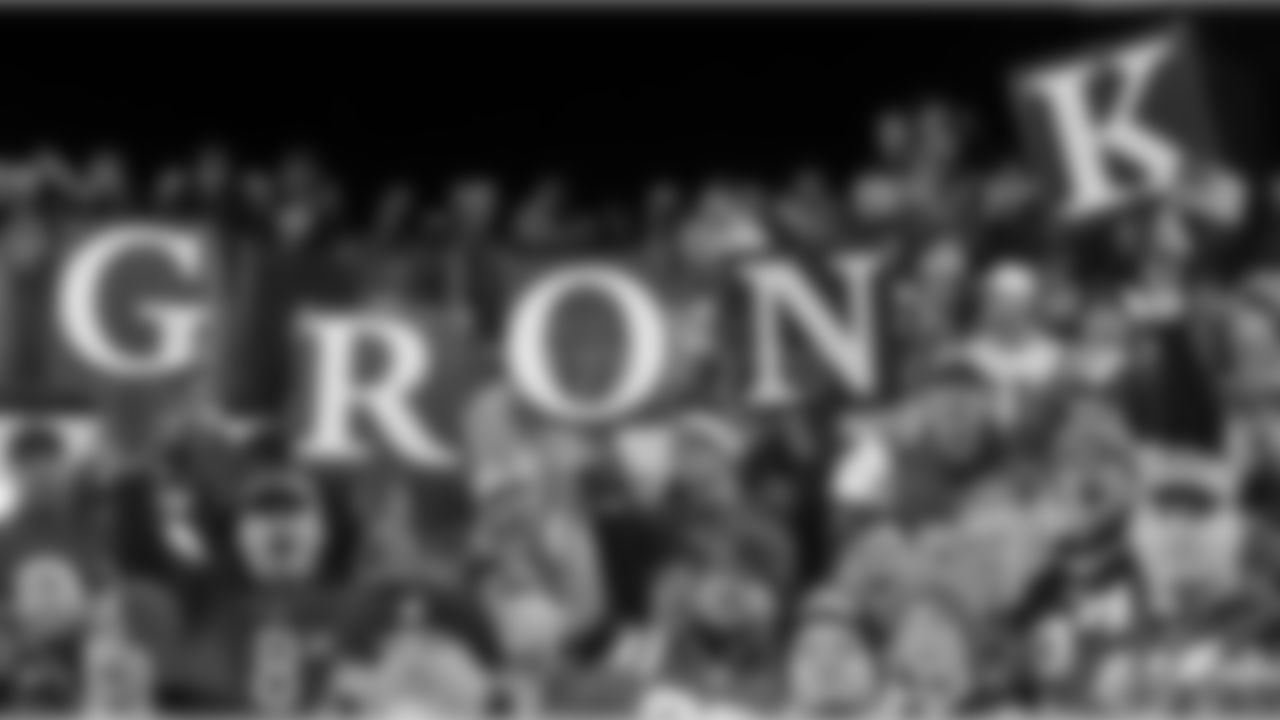 20161113_nordstrom_best_seahawks_watermarked0294.jpg