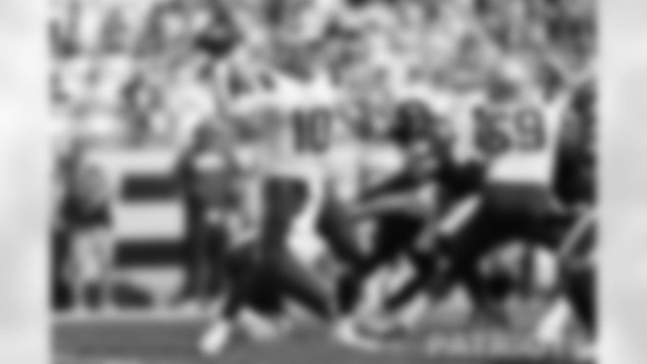 QB Mac Jones