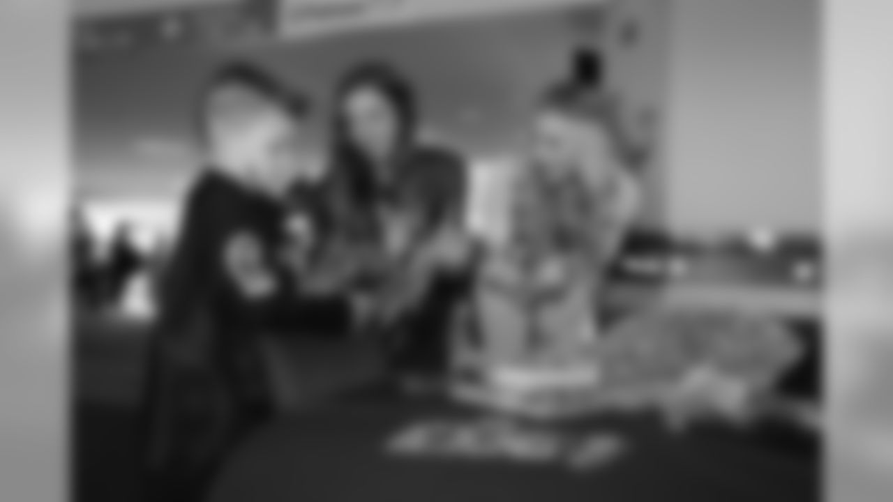 103017halloweenparty_eja043-watermarked.jpg