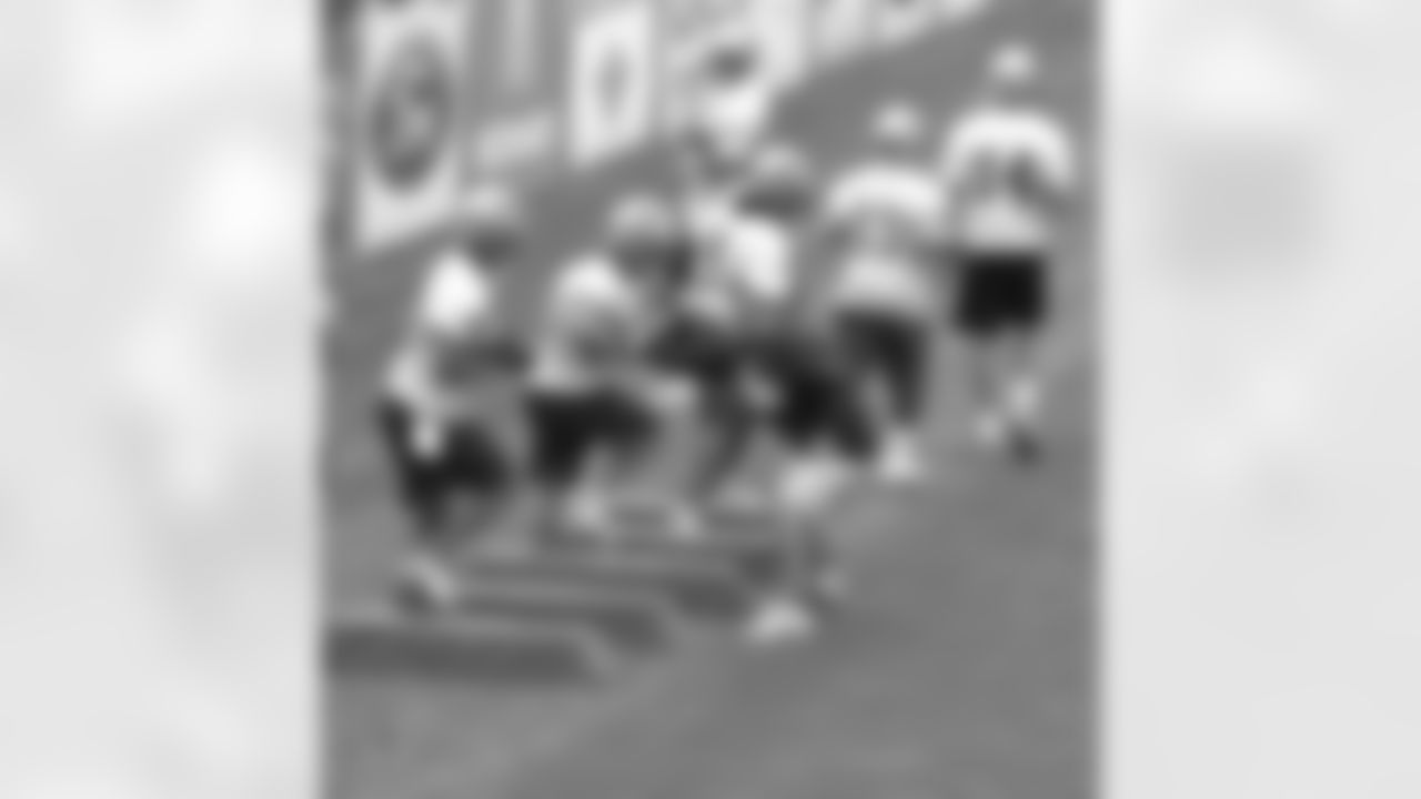 Patriots players run through an agility drill on day two on mini camp at Gillette Stadium. 6/6/2007 Photo by Chris Ferreira
