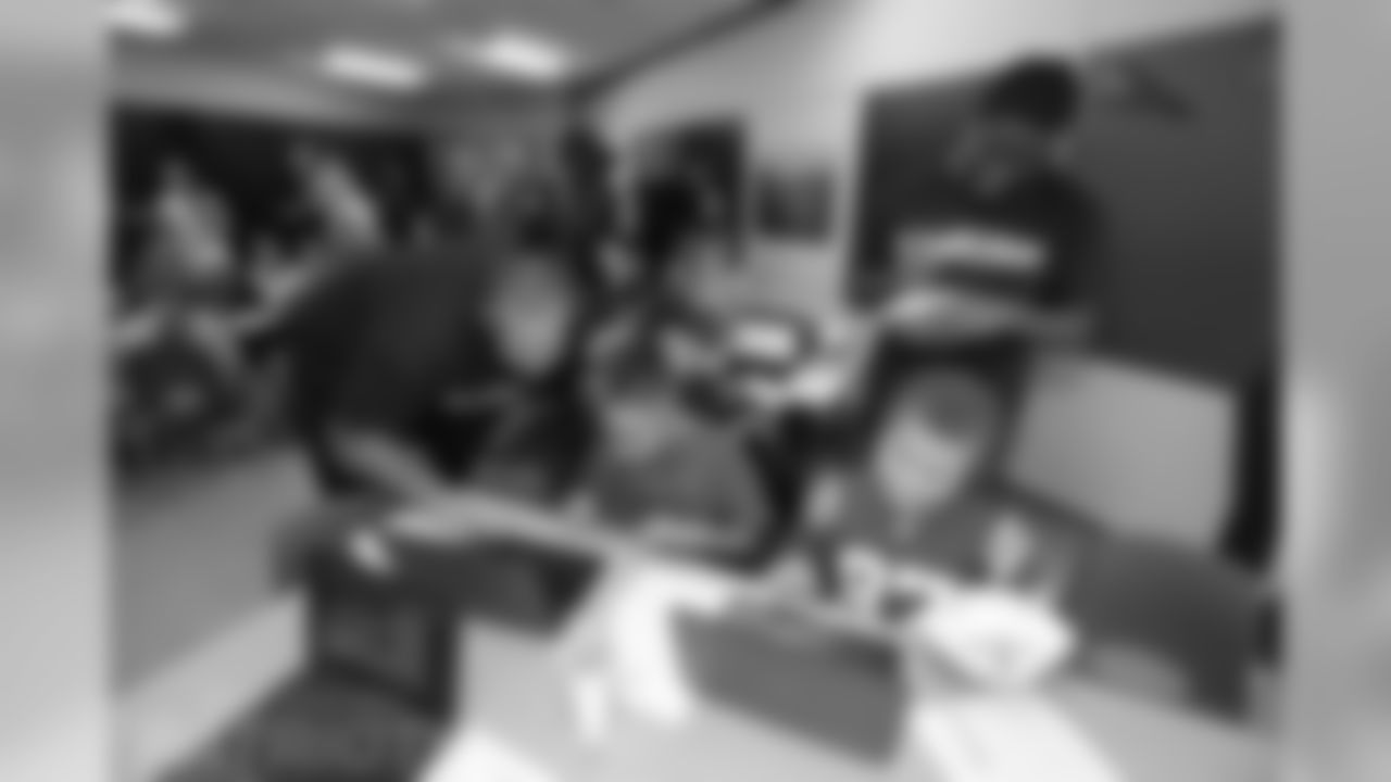 091917snhutechlabs_eja855-watermarked.jpg