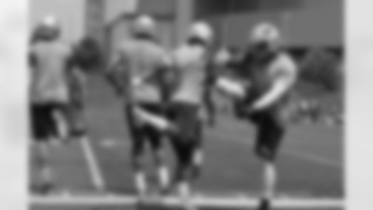 Stevan Ridley and Shane Vereen stretch out