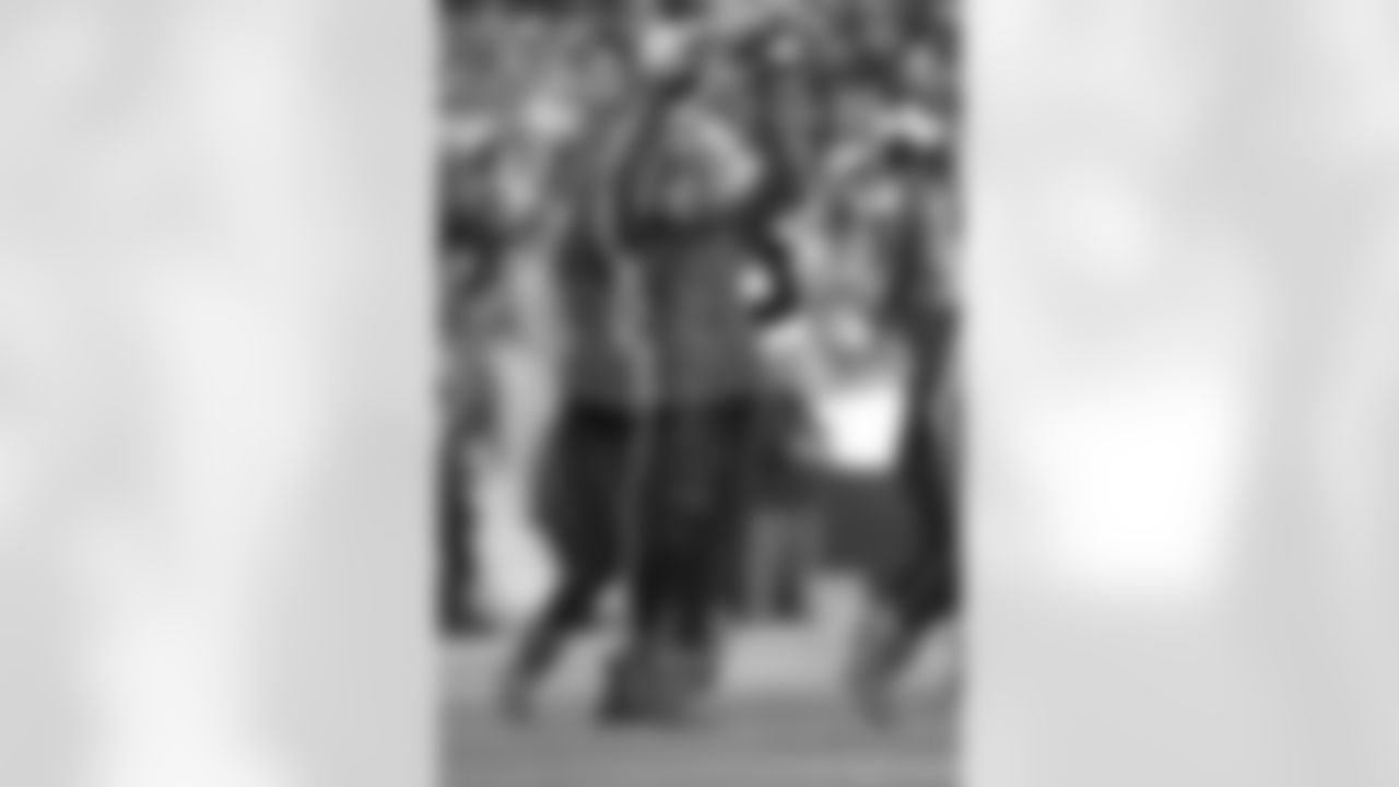 nyj122416cl_ds031-watermarked.jpg