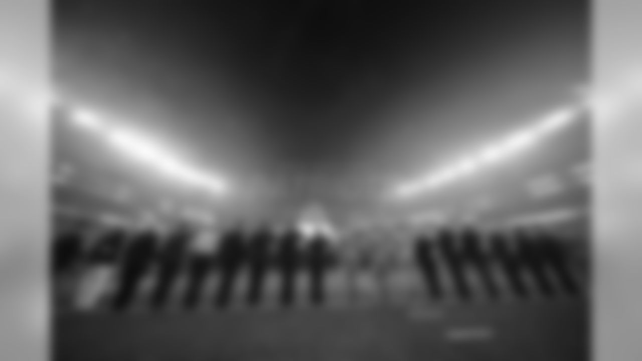 20171022_silvermansbest_falcons_watermarked44.jpg