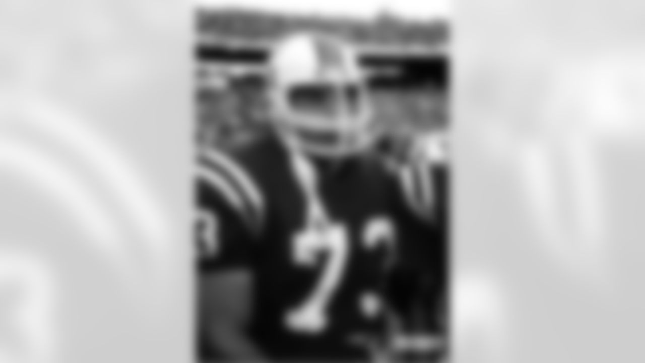 John Hannah, New England Patriots offensive lineman, in 1985.
John Hanna - New England Patriots - File Photos
Various Stadiums
Various Cities, Various States United States
September 1, 1981
Photo by Al Messerschmidt/WireImage.com
To license this image (3289120), contact WireImage:
+1 212-686-8900 (tel)
+1 212-686-8901 (fax)
info@wireimage.com (e-mail)
www.wireimage.com (web site)