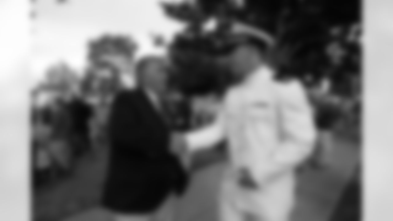 072616jcfallheroes_ea07.jpg