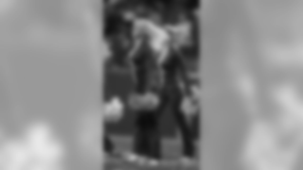 IC110506cDS-0155-watermarked
