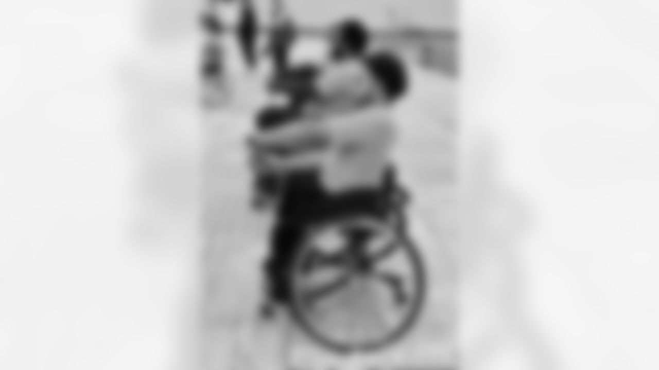 111322-WheelchairFootball_Randi_Woodrow20-watermarked