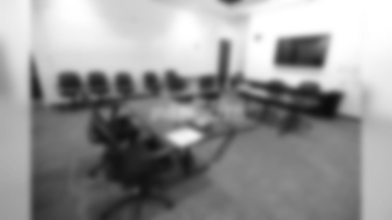 042618-draftroom_eja11-watermarked.jpg