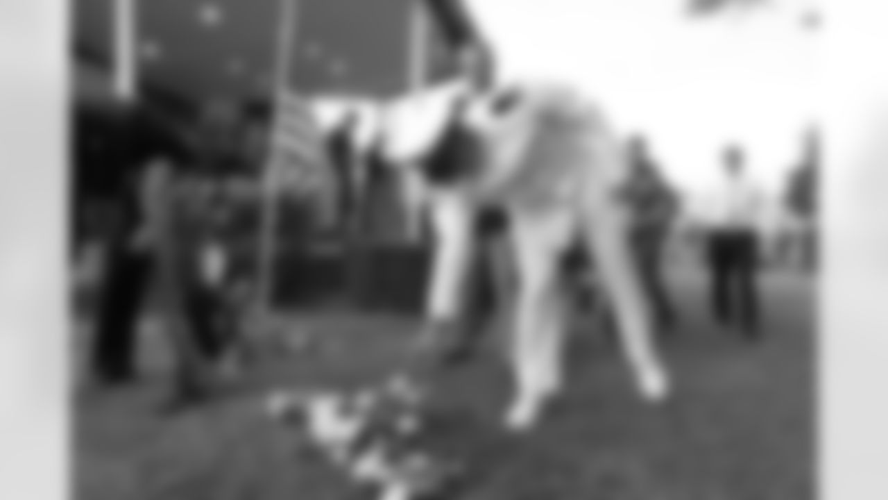 072616jcfallheroes_ea04_0.jpg