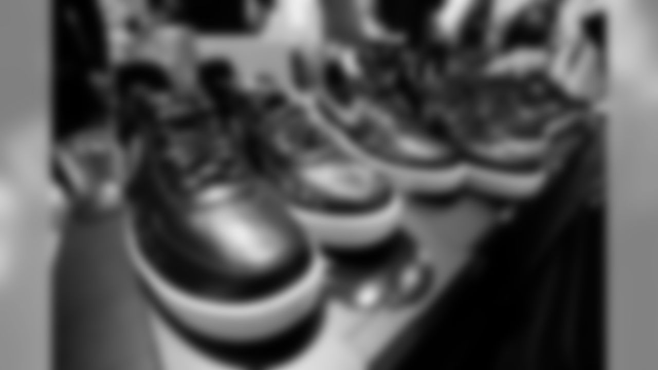 111016rkksneakers_eja220-watermarked.jpg