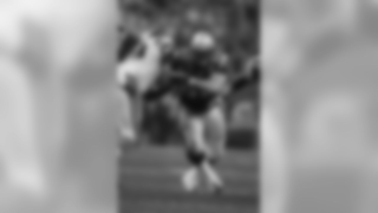 Joe Andruzzi (OL, 2000-04)