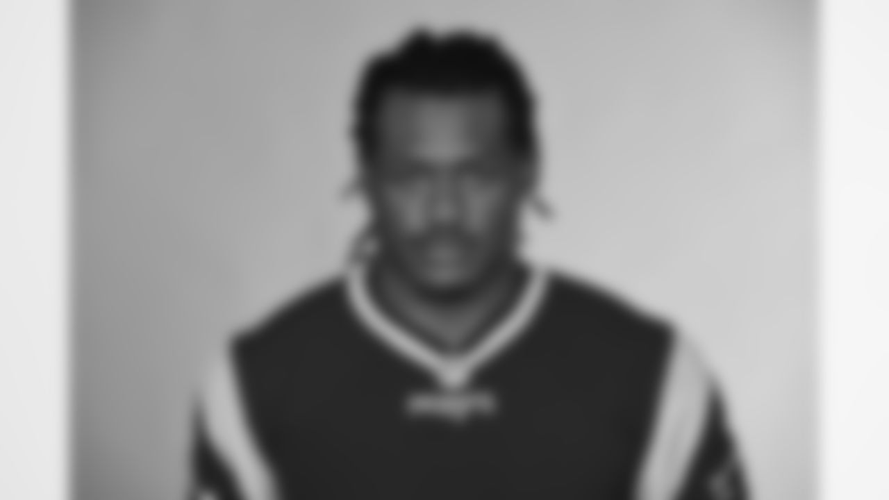 This is a 2016 photo of Dont'a Hightower of the New England Patriots NFL football team. This image reflects the New England Patriots active roster as of May 25, 2016 when this image was taken. (AP Photo)