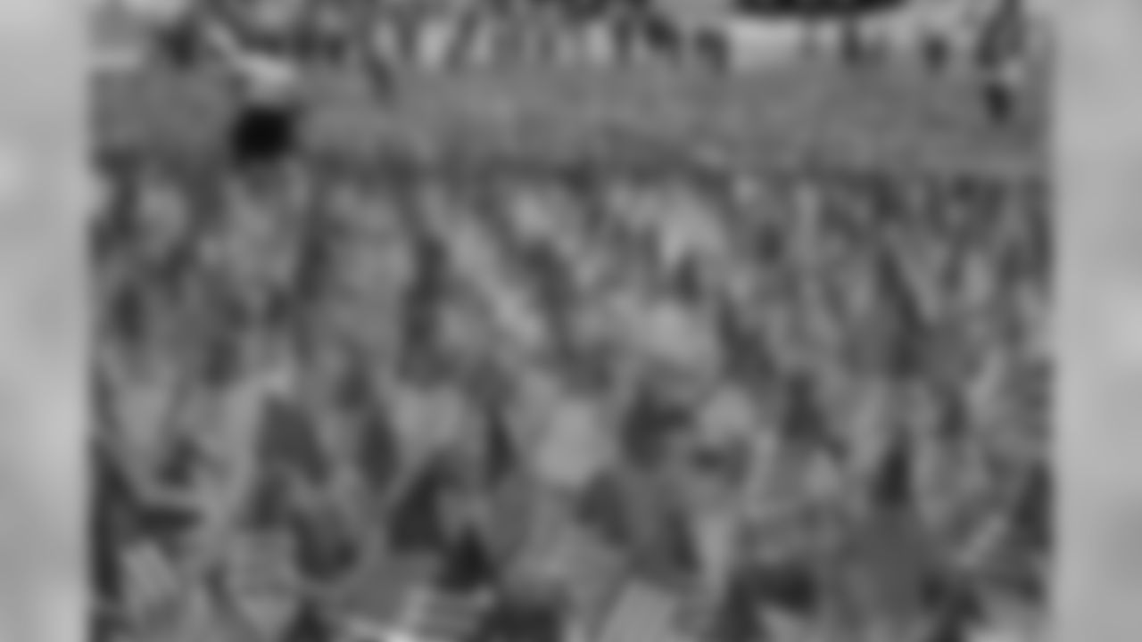 20180523_MassMilitary_JulieRedwine654