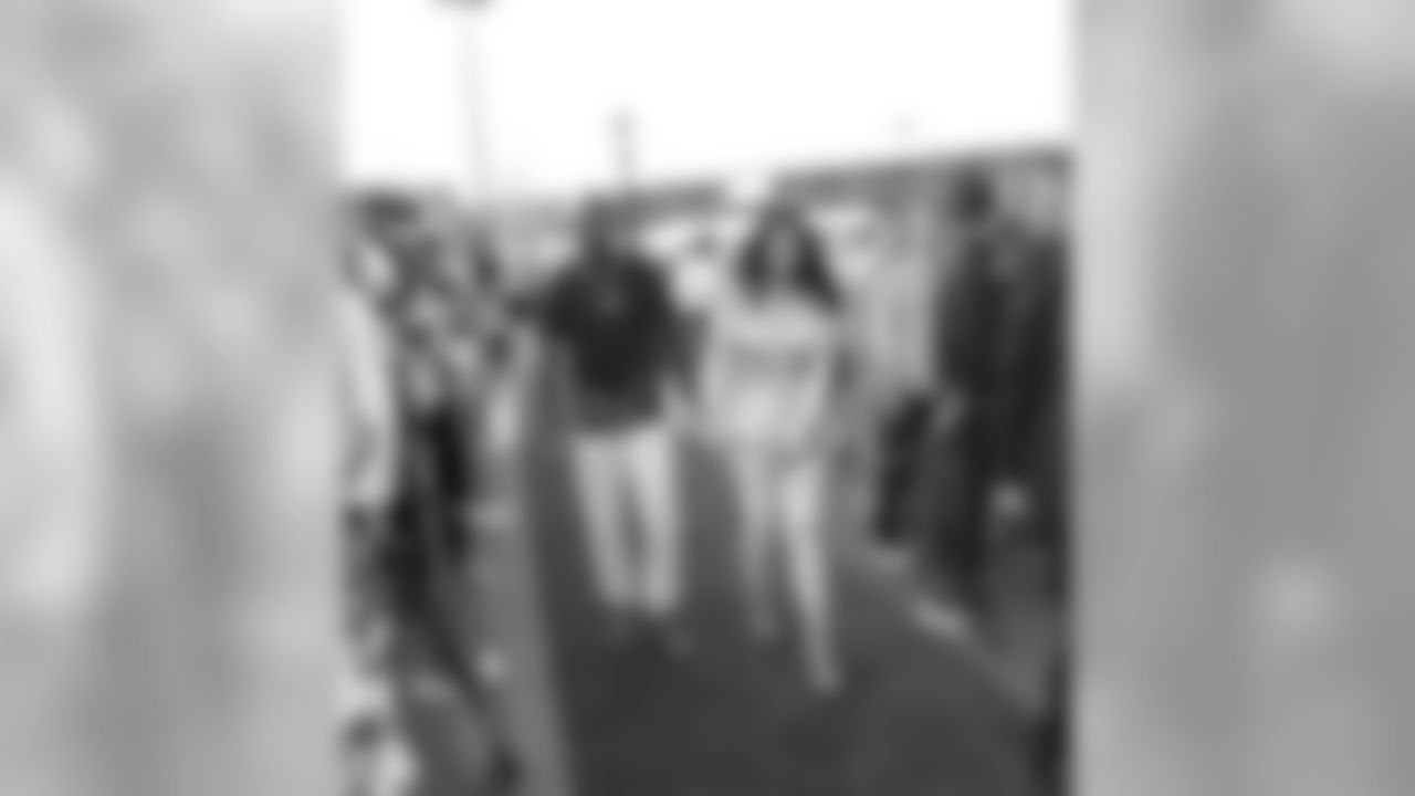 092517mayobowl_eja158-watermarked.jpg