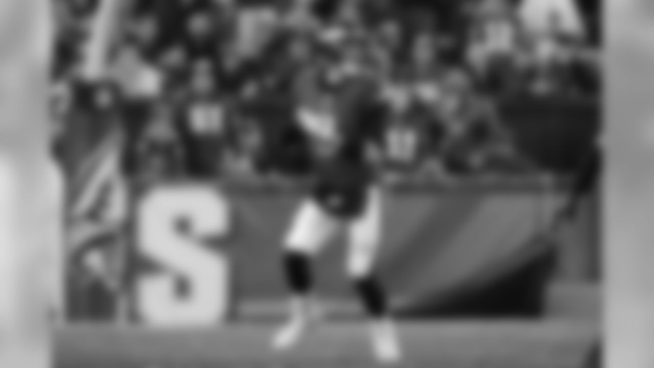 Philadelphia Eagles quarterback Nick Foles in action during the NFL football NFC championship game against the Minnesota Vikings Sunday, Jan. 21, 2018, in Philadelphia. (AP Photo/Matt Rourke)