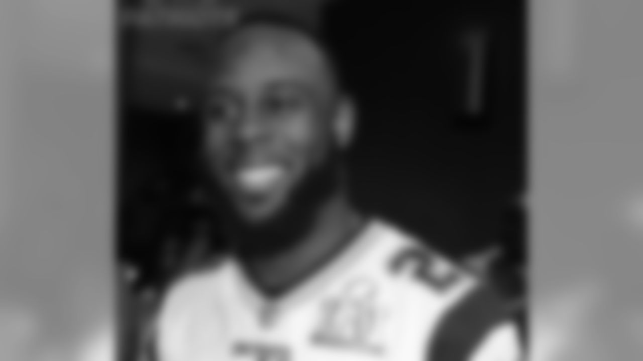 roster_gallery_white_dsp-watermarked.jpg