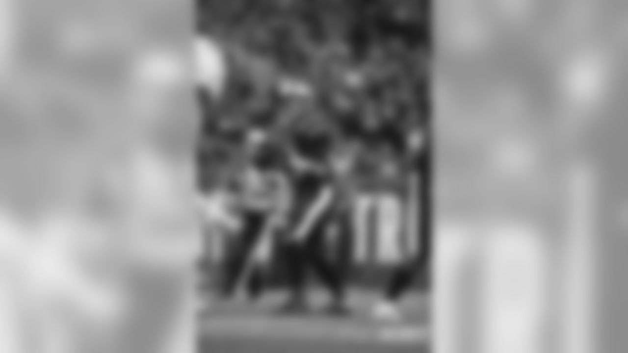 1DSP9399-watermarked