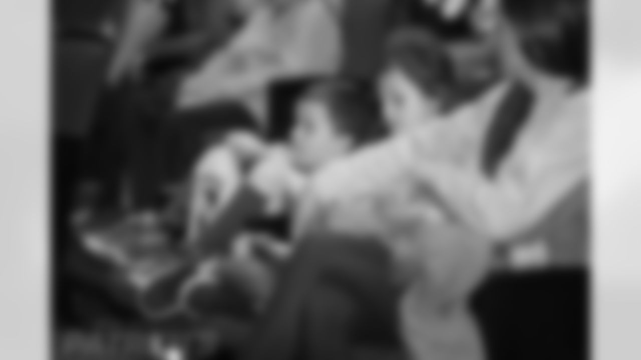 041818-waddle-read_eja059-watermarked.jpg