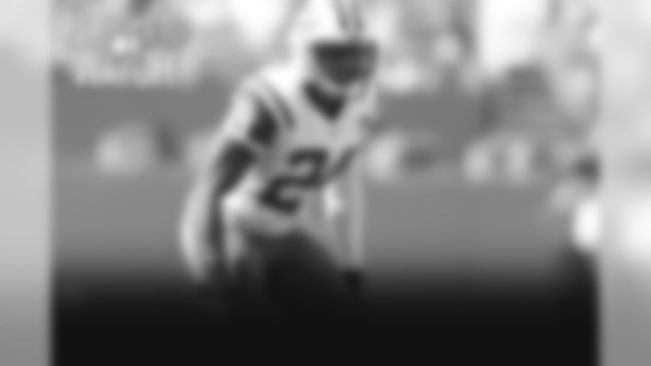 20161212-watch-revis.jpg