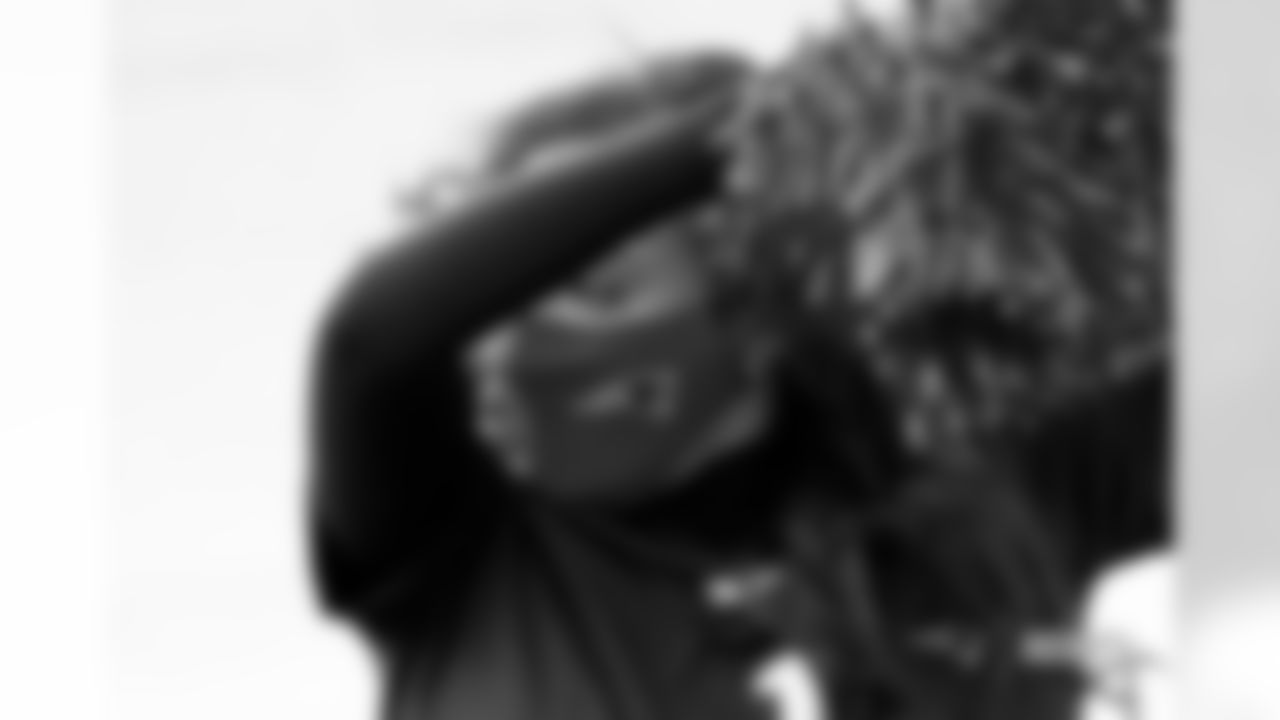 TC204727-watermarked