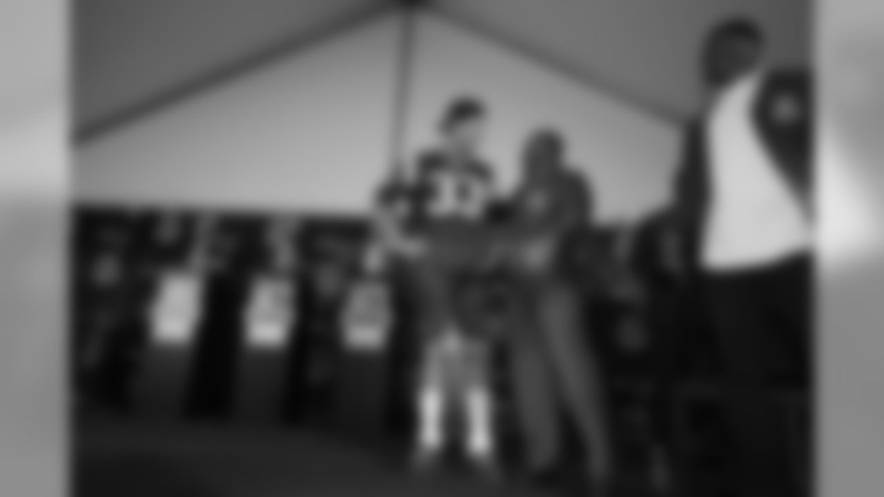 20160801_silverman_faulk_hof_1153.jpg