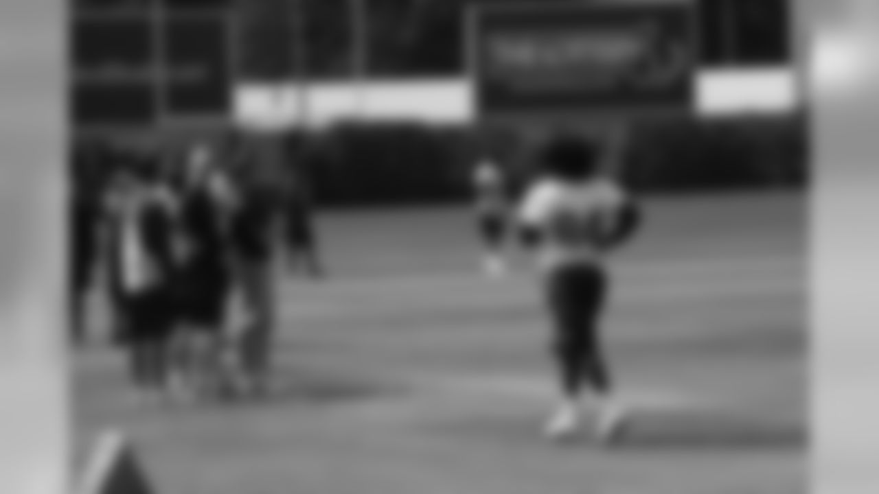 Patriots Wide Receiver Deion Branch