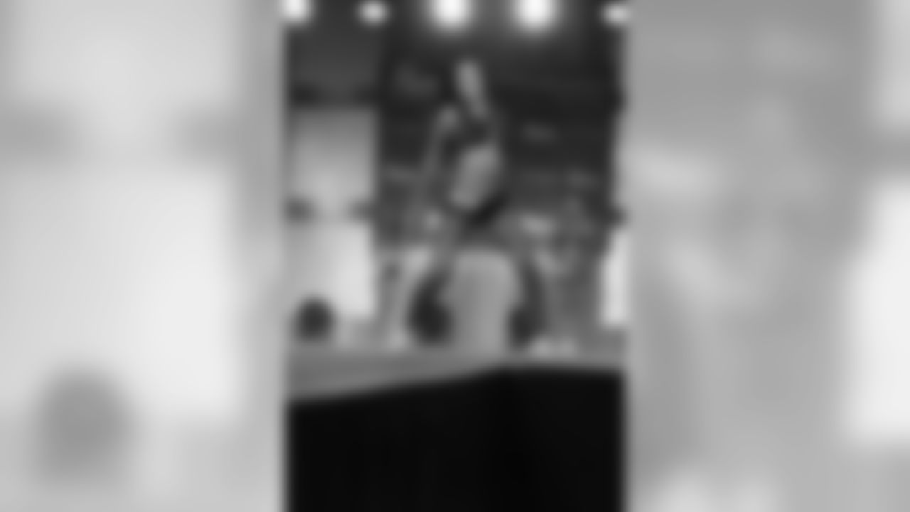 nep21161-watermarked.jpg